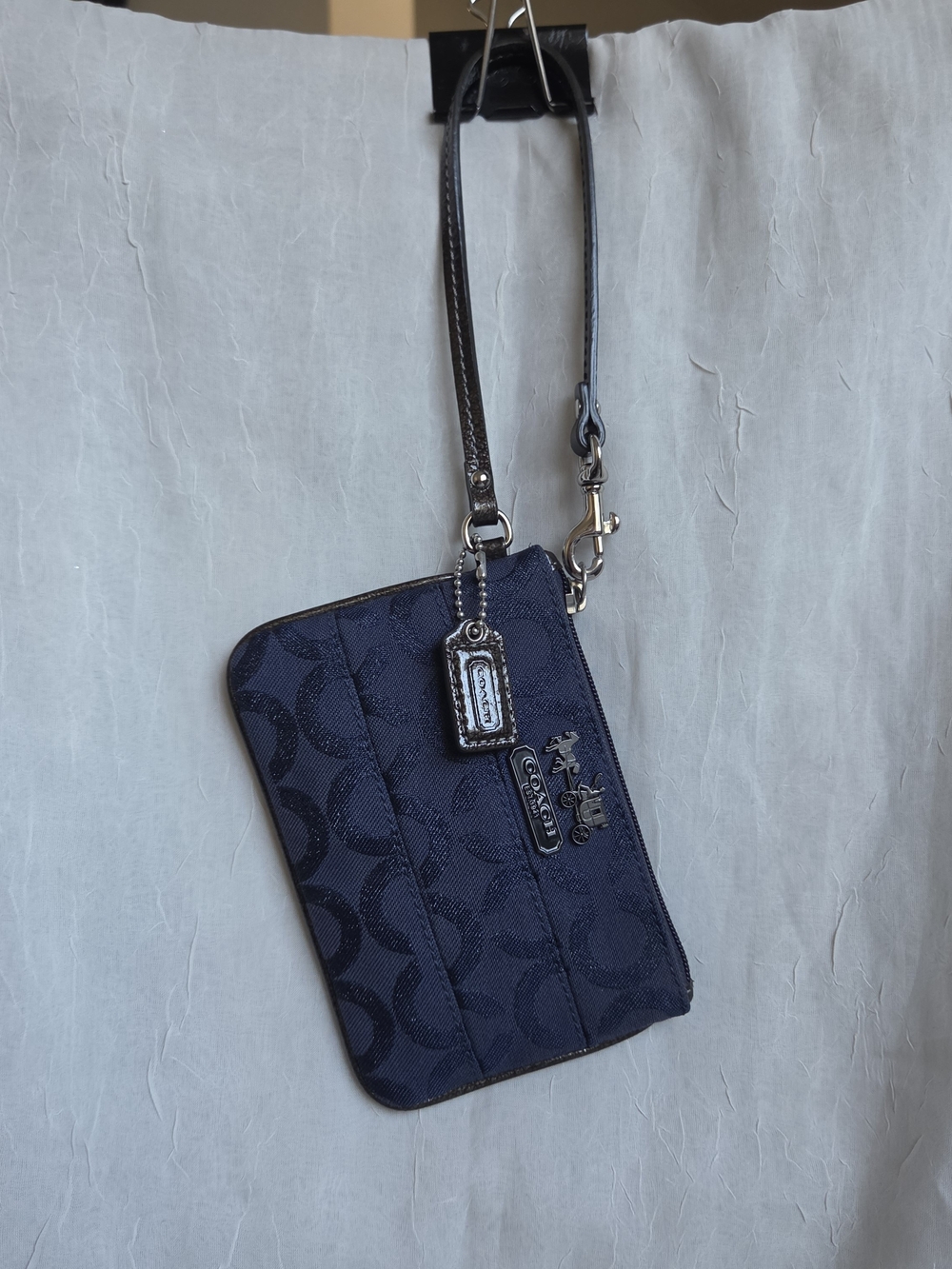 Coach Madison OP Art Signature Small Wristlet